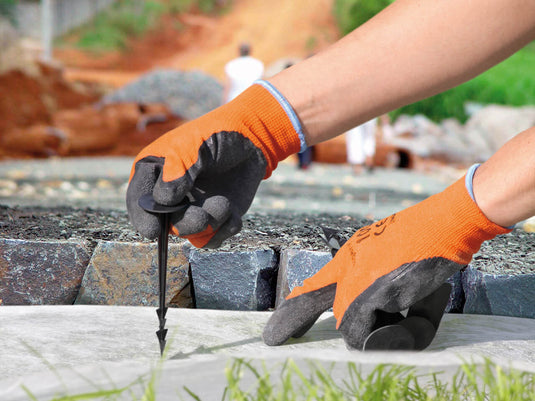 Securing pegs for weed barrier